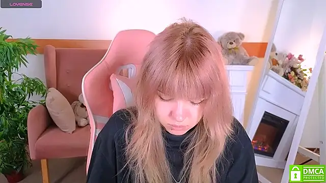 Snapshot of Grace_and__Jacob chatting on October 17, 5:54 am Grace and Jacob online show from October 17, 5:54 am