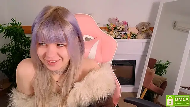 Snapshot of Grace_and__Jacob chatting on November 2, 7:22 am Grace and Jacob online show from November 2, 7:22 am