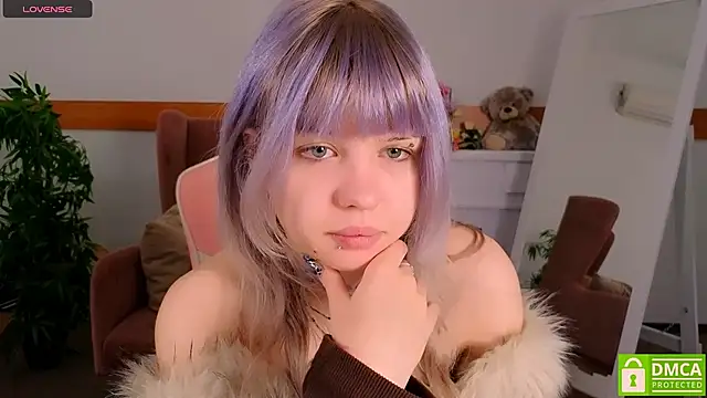 Snapshot of Grace_and__Jacob chatting on November 3, 6:36 am Grace and Jacob online show from November 3, 6:36 am