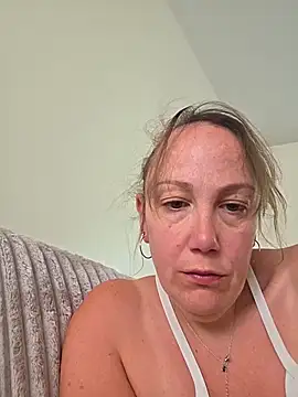 Wisie Cutie online show from April 21, 10:10 am