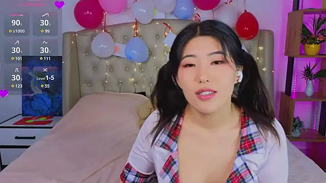 Snapshot of Wendy__Hills chatting on February 5, 7:42 pm Wendy Hills online show from February 5, 7:42 pm