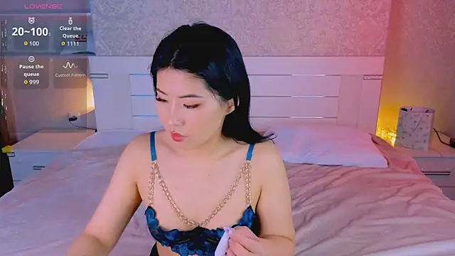 Wendy  Hills online show from June 5, 9:59 am