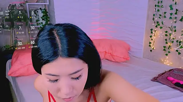 Snapshot of Wendy__Hills chatting on July 26, 5:15 am Wendy Hills online show from July 26, 5:15 am