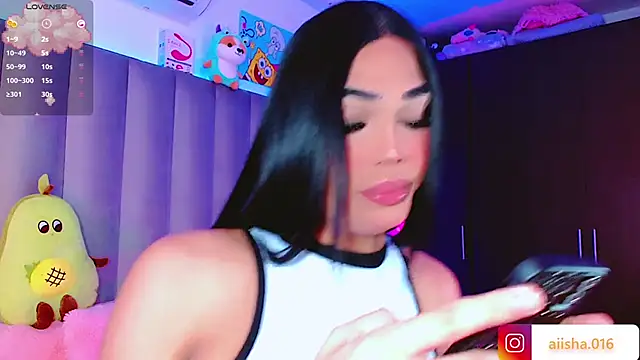 AiishaRose online show from March 11, 1:01 pm