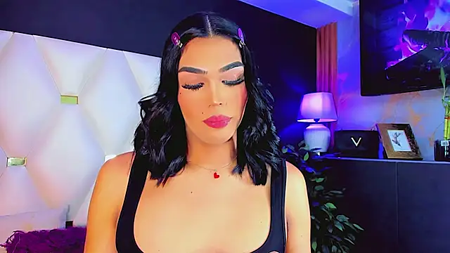 AiishaRose online show from March 22, 3:54 am