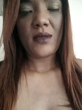 Indianpleasure300 online show from November 1, 1:57 pm