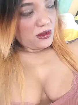 Indianpleasure300 online show from March 10, 7:19 pm