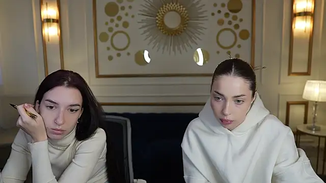 Snapshot of Kate054 chatting on November 7, 11:21 am Kate054 online show from November 7, 11:21 am