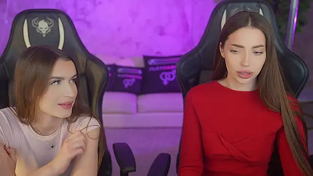 Snapshot of Kate054 chatting on November 18, 3:16 pm Kate054 online show from November 18, 3:16 pm