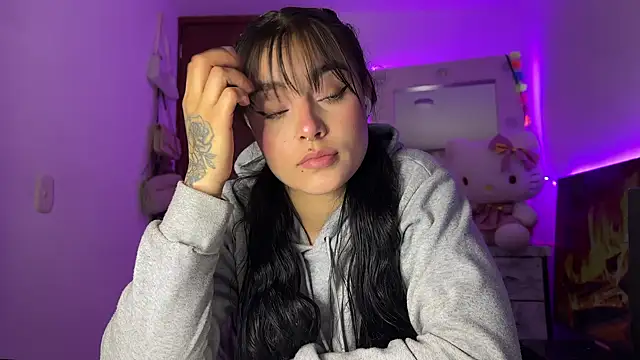 salome polaniiee online show from November 23, 6:57 am