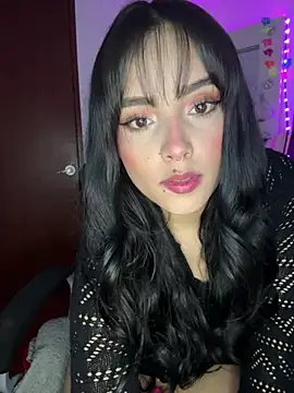 Snapshot of salome_polaniiee chatting on January 14, 3:23 am salome polaniiee online show from January 14, 3:23 am