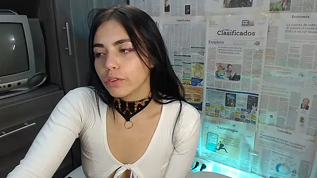 i am nina  online show from February 20, 5:01 am