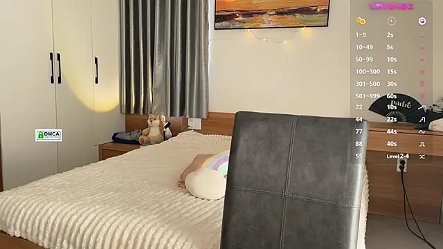 RedFires online show from February 5, 7:50 am