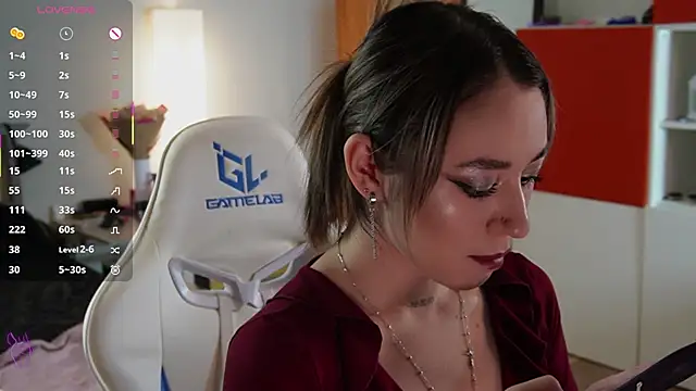 Fiona-Love online show from October 1, 3:18 pm