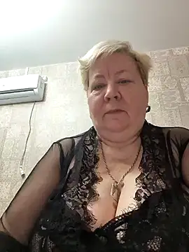 EffectFiona online show from January 18, 2:25 am