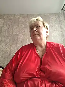 EffectFiona online show from March 4, 6:15 am