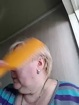 EffectFiona online show from March 7, 5:51 am