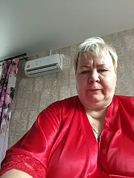 EffectFiona online show from March 14, 11:45 am