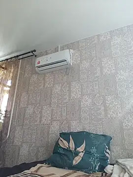 EffectFiona online show from September 14, 5:06 am