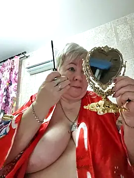 EffectFiona online show from November 15, 10:48 pm