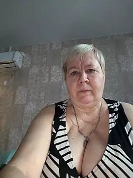 EffectFiona online show from December 23, 4:32 am