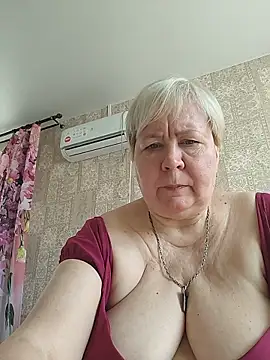 EffectFiona online show from April 6, 4:46 am