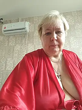 EffectFiona online show from April 22, 4:04 am