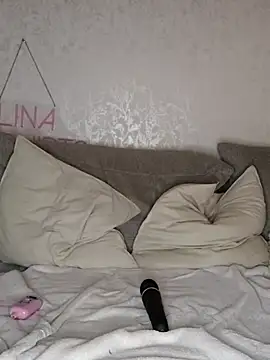 Snapshot of SexyDreamercouple89 chatting on November 21, 5:33 pm SexyDreamercouple89 online show from November 21, 5:33 pm