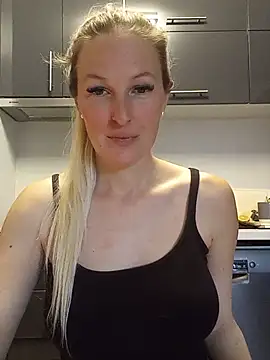 MaviePearl online show from March 21, 9:34 am