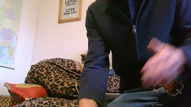 Snapshot of banana4joy chatting on November 17, 7:36 am banana4joy online show from November 17, 7:36 am