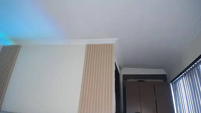 Miss Loise online show from March 28, 8:08 pm