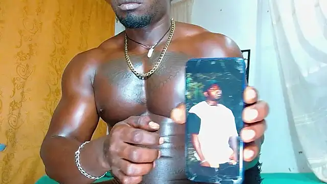 angel bonbom online show from January 18, 1:18 pm