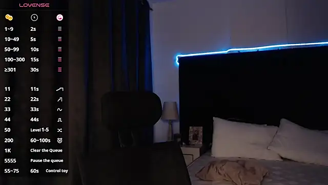 andrewmhilton  online show from October 4, 6:00 am