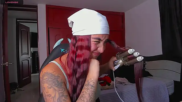 Snapshot of _Tammyy chatting on December 2, 5:37 pm  Tammyy online show from December 2, 5:37 pm