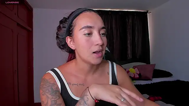 Snapshot of _Tammyy chatting on December 12, 7:59 pm  Tammyy online show from December 12, 7:59 pm