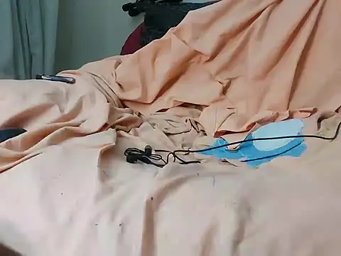 Snapshot of maxxx20202020 chatting on February 1, 9:51 pm maxxx20202020 online show from February 1, 9:51 pm