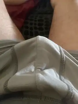 Snapshot of maxxx20202020 chatting on October 9, 9:51 am maxxx20202020 online show from October 9, 9:51 am