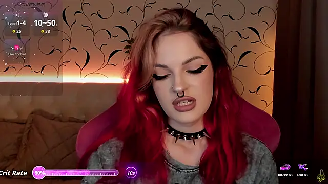 Snapshot of BratzieDarsie chatting on October 15, 11:21 am BratzieDarsie online show from October 15, 11:21 am