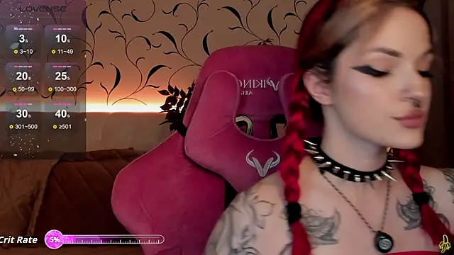 Snapshot of BratzieDarsie chatting on October 22, 11:43 am BratzieDarsie online show from October 22, 11:43 am