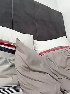 BLACK BOTTOM03 online show from December 2, 7:03 am