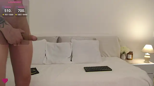 Snapshot of Kate001 chatting on January 18, 5:20 am Kate001 online show from January 18, 5:20 am