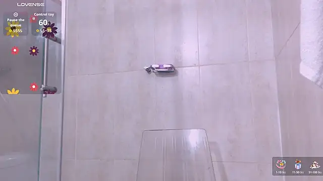 ElizabethBell  online show from October 19, 3:29 am