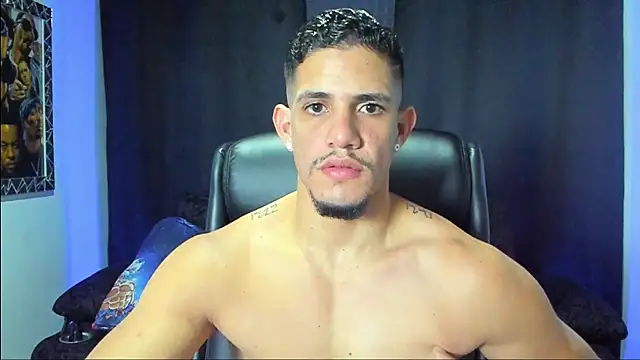 Snapshot of jhonnysnow17 chatting on November 27, 4:03 am jhonnysnow17 online show from November 27, 4:03 am