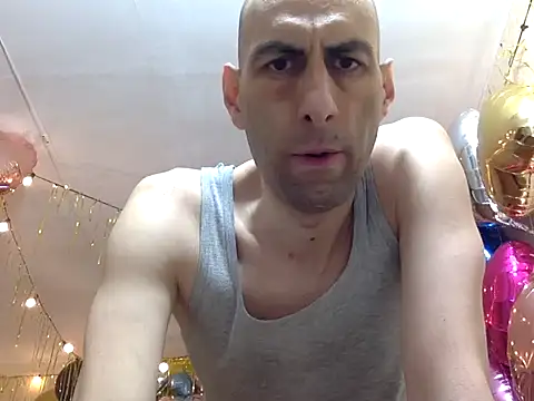Snapshot of HandsomeAlfie chatting on March 7, 2:08 am HandsomeAlfie online show from March 7, 2:08 am
