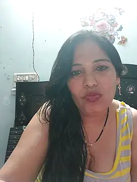 Poojabhabi101 online show from March 11, 5:13 am