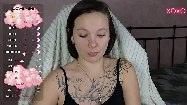 lil luna x online show from March 20, 5:36 pm