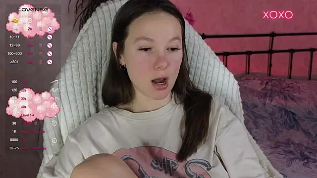 lil luna x online show from January 15, 9:29 pm