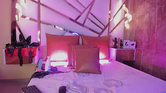 AlejandraDangerGirl online show from January 17, 12:21 pm