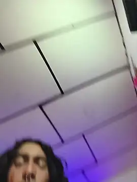 mal x online show from February 18, 6:20 am