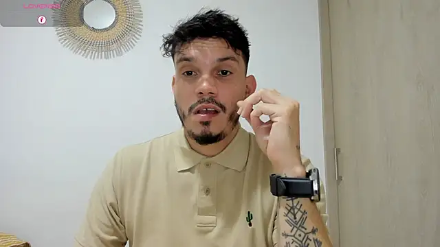 Snapshot of alejandro_stark chatting on December 10, 5:07 am alejandro stark online show from December 10, 5:07 am